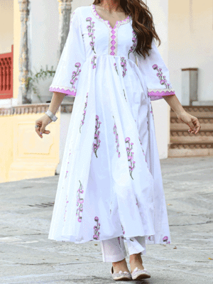 PINK BUTTA BUNAAI COTTON KURTA SET